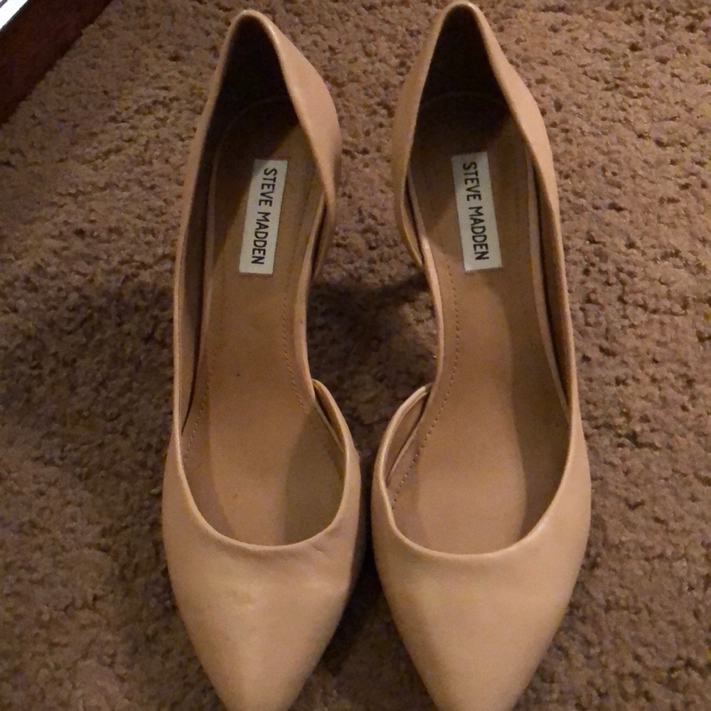 Steve Madden Elusive kitten heel leather pumps